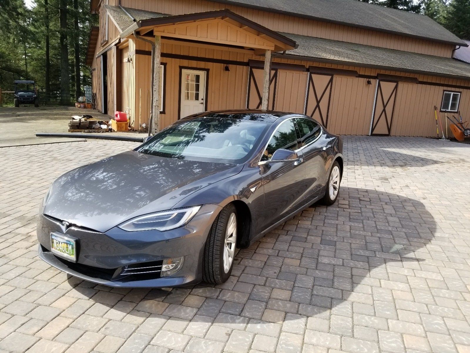 Tesla : 5 modèles les plus chers à découvrir ! 